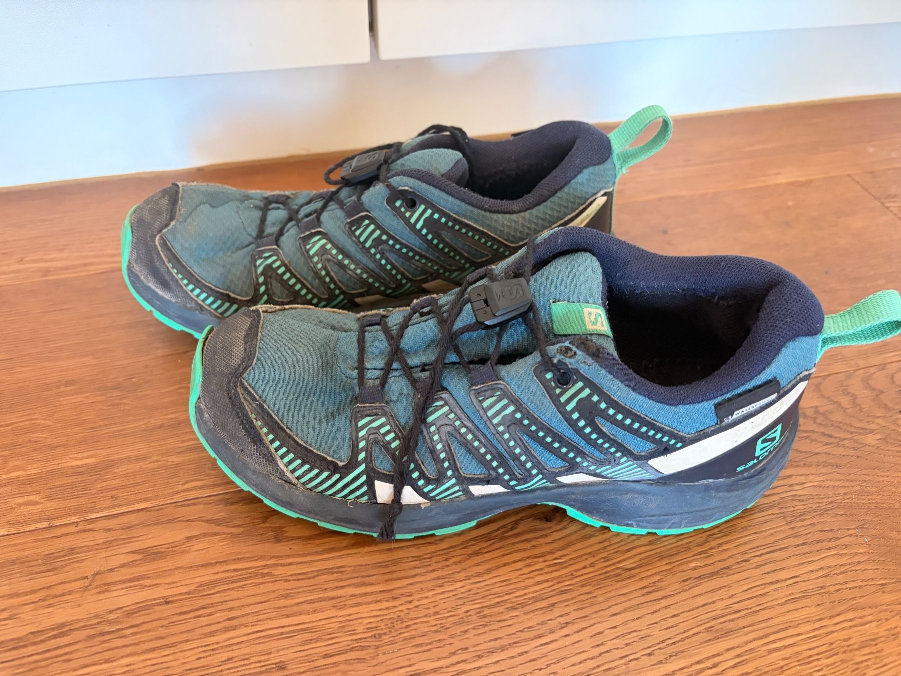 Salomon Scarpe per ragazzi: Salomon Trekkingschuh Gr.33 – Usato da Luzern venduto da Luzern031