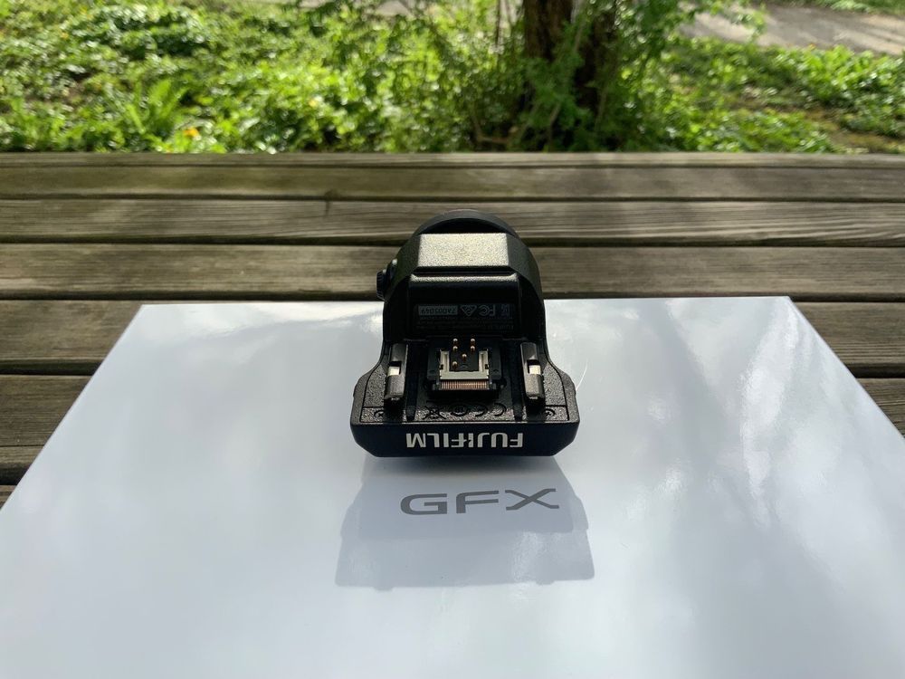Fujifilm Kamera: Fujifilm EVF-GFX1 Sucher – Gebraucht aus Zug von 6Optimus 4