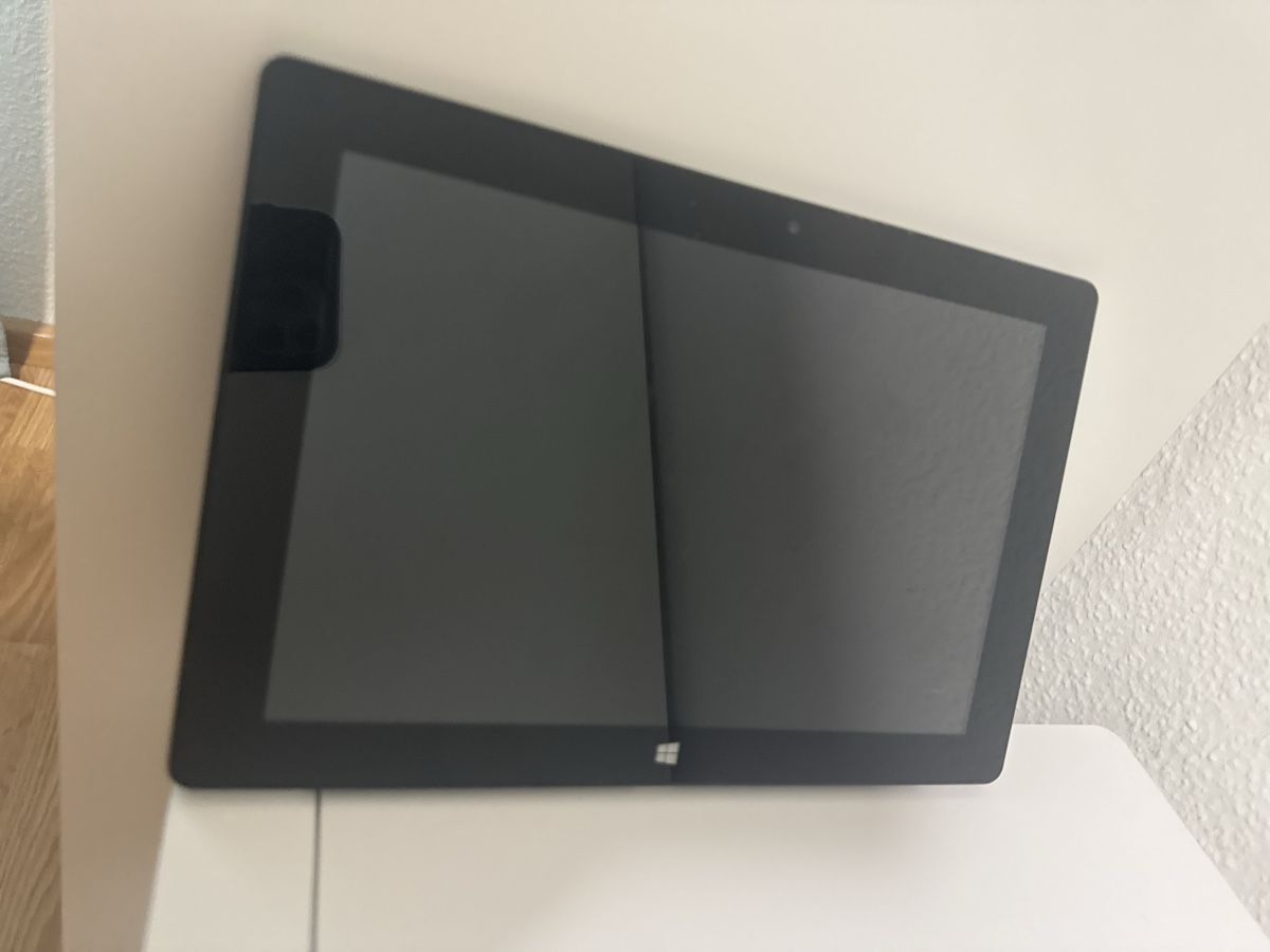 Trekstor Tablet PC: Tablet TREKSTOR INTEL  – Defekt aus Riehen von M.S.DVD 5