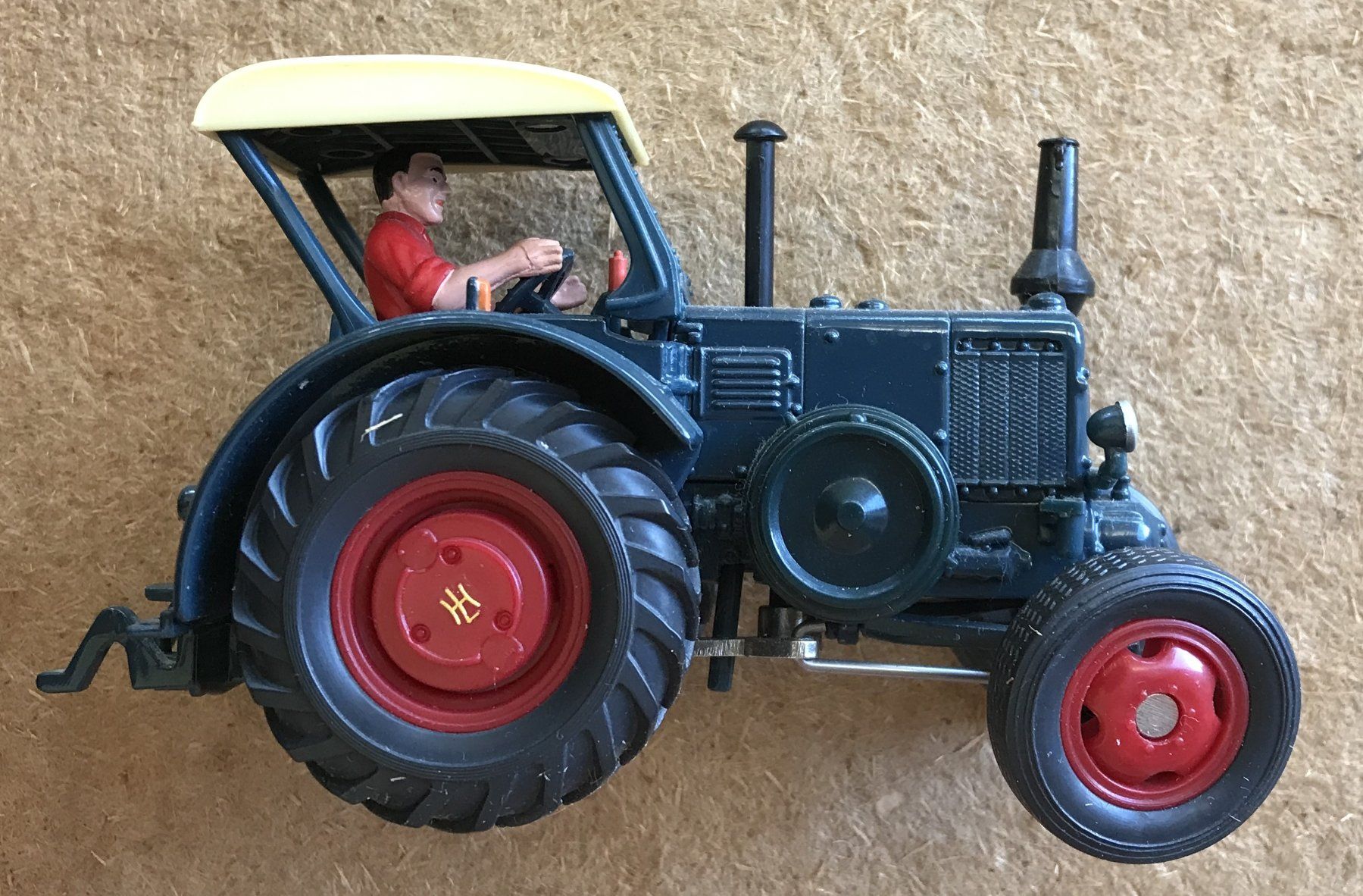 Lanz Bulldog Trattori: TRAKTOR LANZ BULLOG – Usato da Ostermundigen venduto da wini63 4