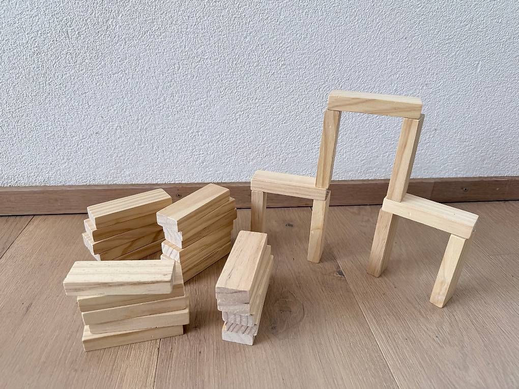 Spielzeuge: Holzklötze 30 Stück – Gebraucht aus Meilen von iza_scz7