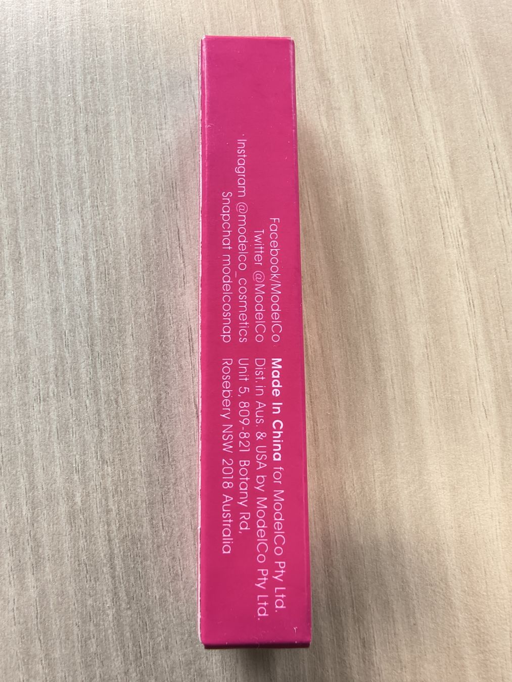 Make-up: Illusion Lip liner, Lip Enhancer ModelCo – Neu und originalverpackt aus Genève von Brachiopode 2