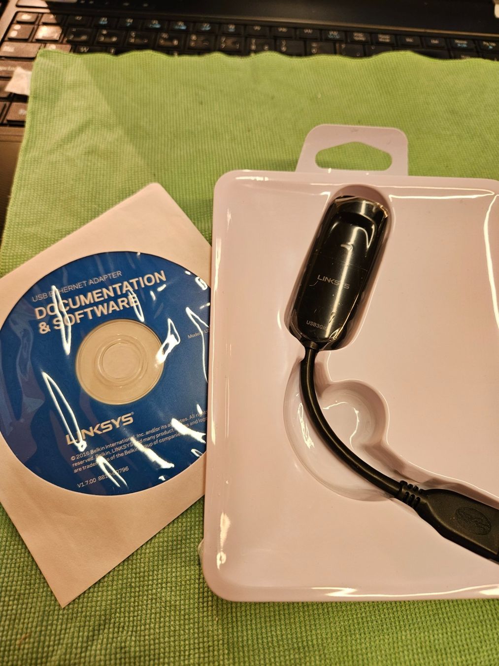 Linksys Laufwerke & Adapter: Linksys Adapter Gigabit USB 3.0 – Neu und originalverpackt aus Zürich von  3