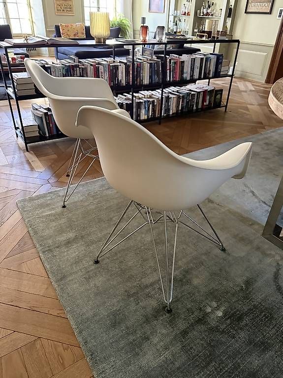 Stühle: Vitra Eames Plastic Armchair RE DAR Stuhl weiss – Gebraucht aus Bern von Martin7299 1