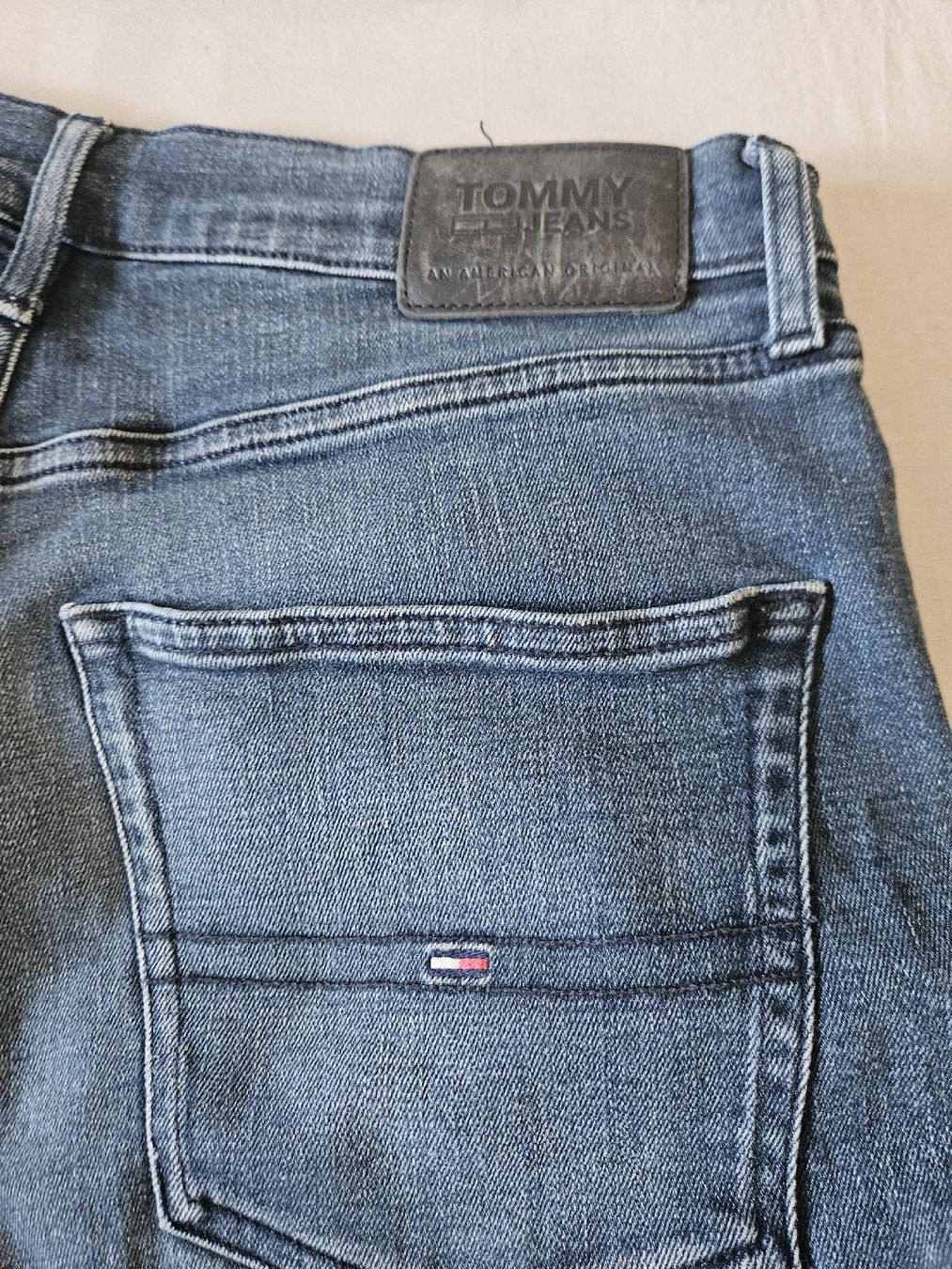 Tommy Hilfiger Jeans: Herrenhosen tommy jeans – Nuovo (secondo la descrizione) da Fehraltorf venduto da Nefi633 5