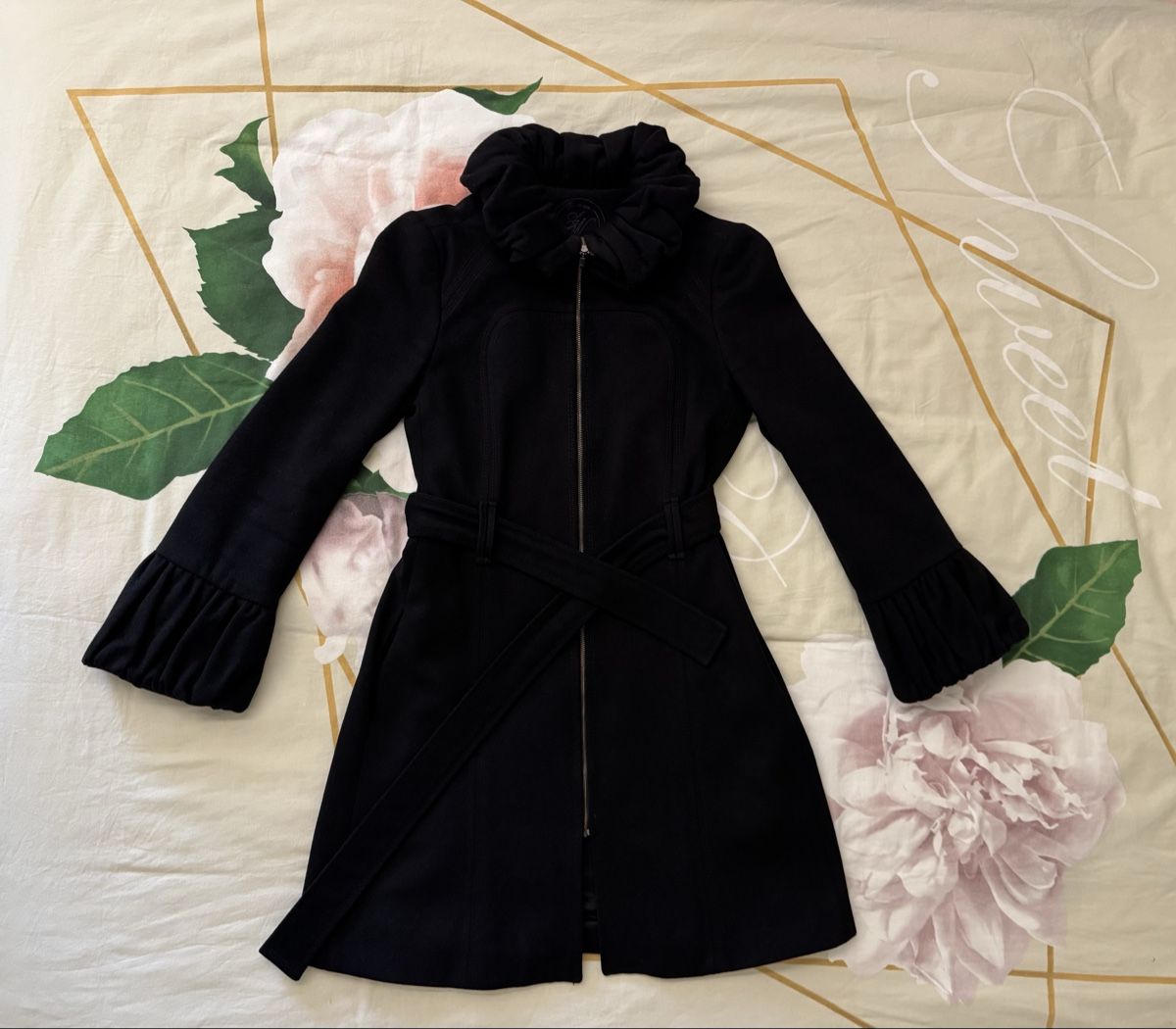 Zara Cappotti: ZARA MANTEL – Usato da Zürich venduto da ThaliaL 1
