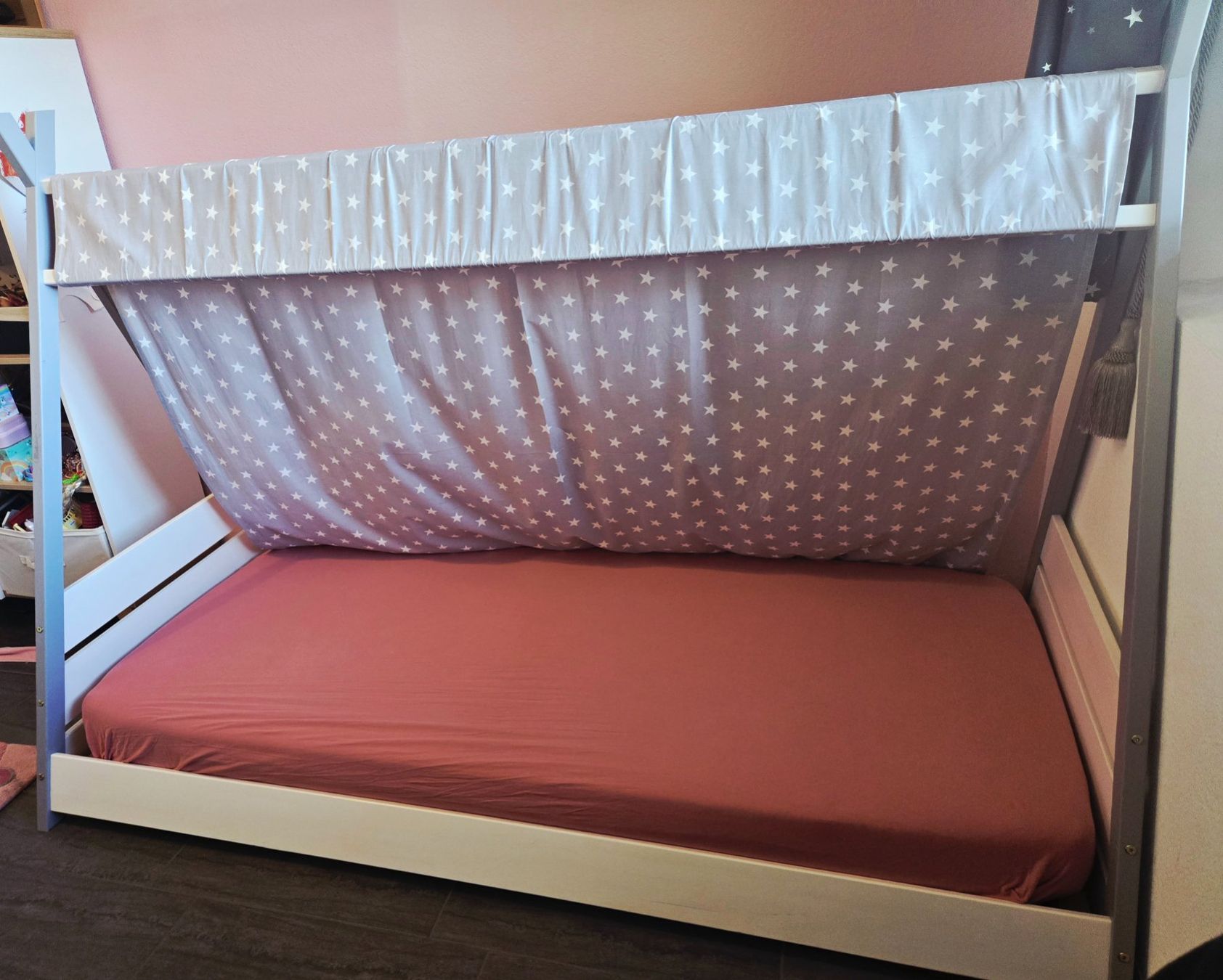Letti: Zelt-Bett zu verkaufen – Usato da Fehraltorf venduto da BarbaraTomaiuolo