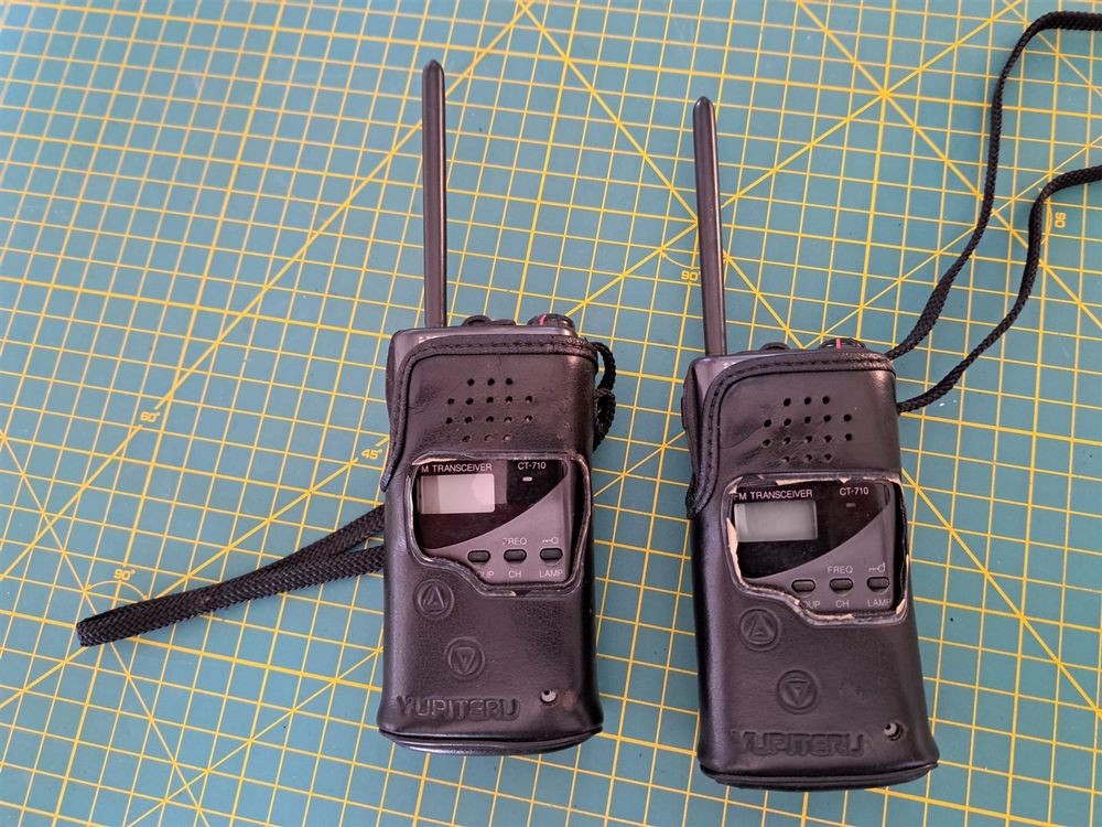 2 JOKER CT-710 mit Etuis 9