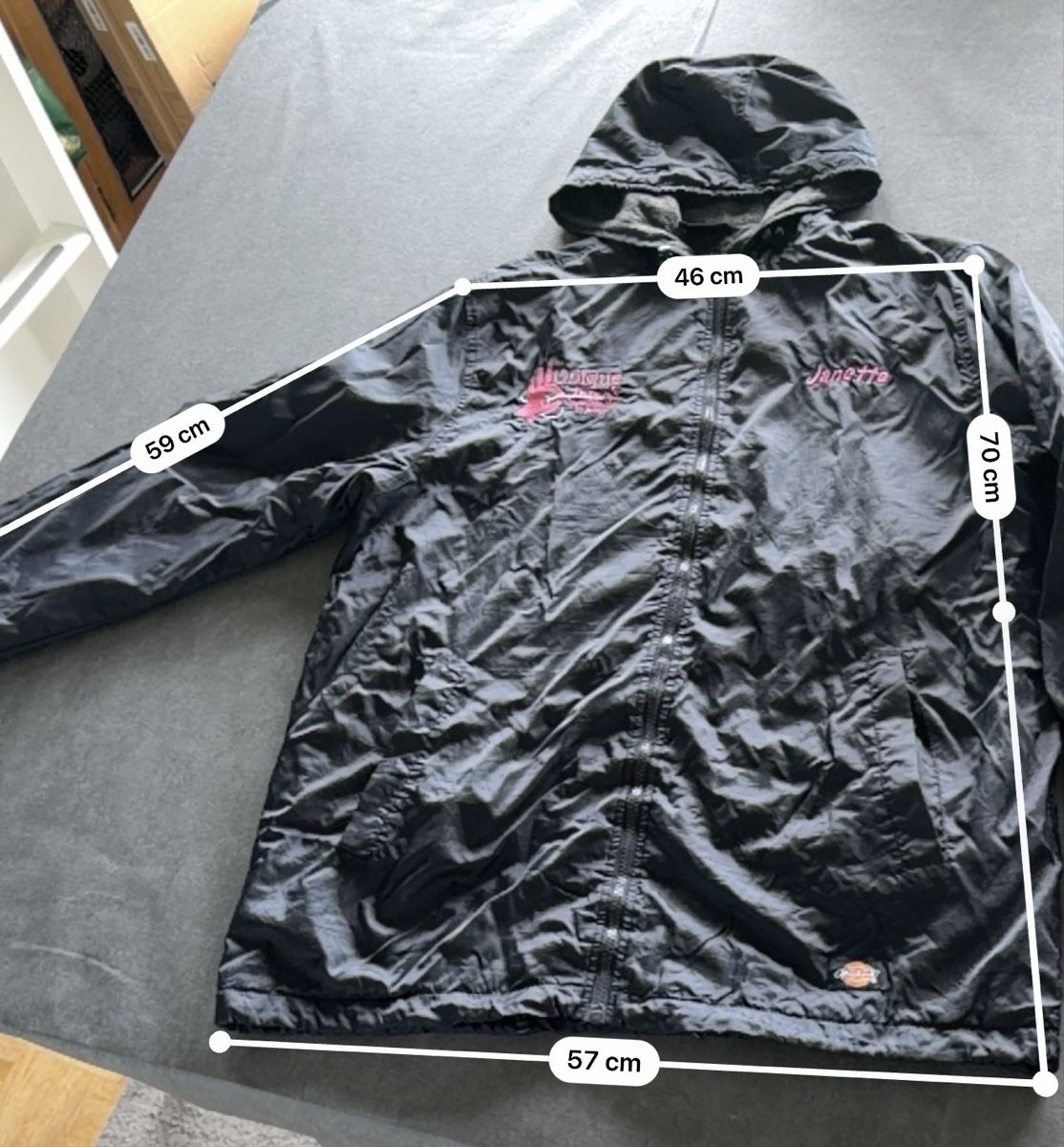Dickies Giacche: 2. Veste Dickies à capuche, noir, doublée, taille M – Usato da Genève venduto da Thelimitedshop. 9