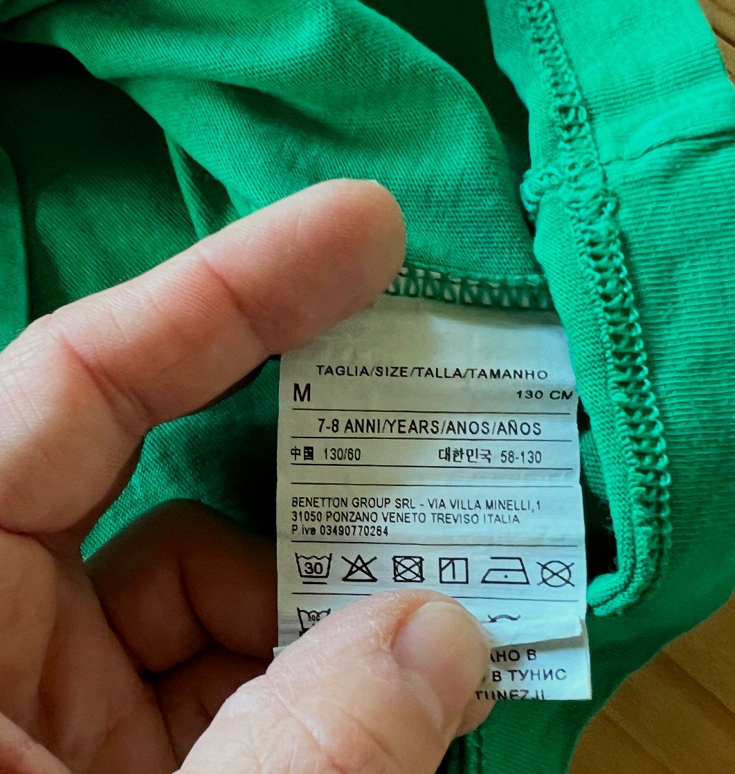 Benetton Camicie, T-shirt & Polo: Benetton T-Shirt Gr.130 – Usato da Zürich venduto da meggimay 2
