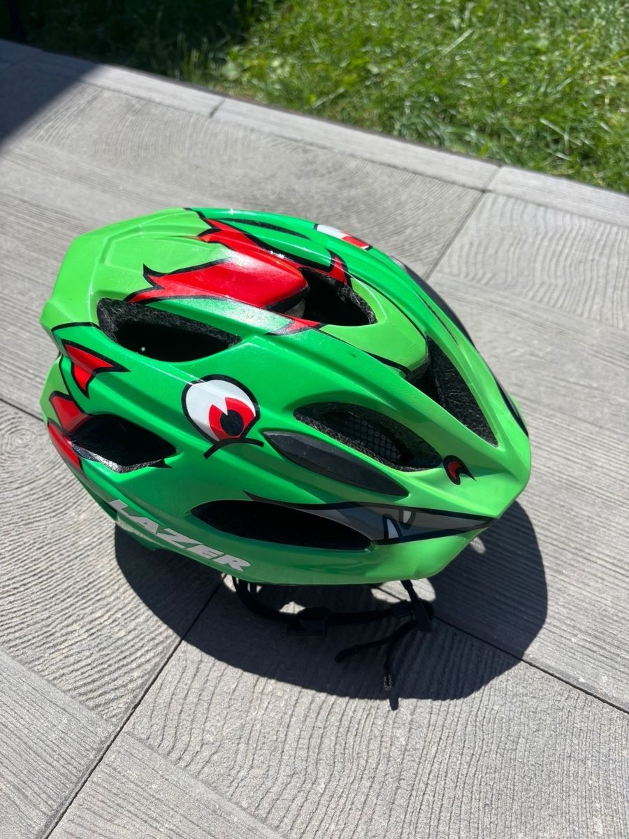 Casques: Casque Lazer Taille 45-50cm – D'occasion à Matran par BeMaLe