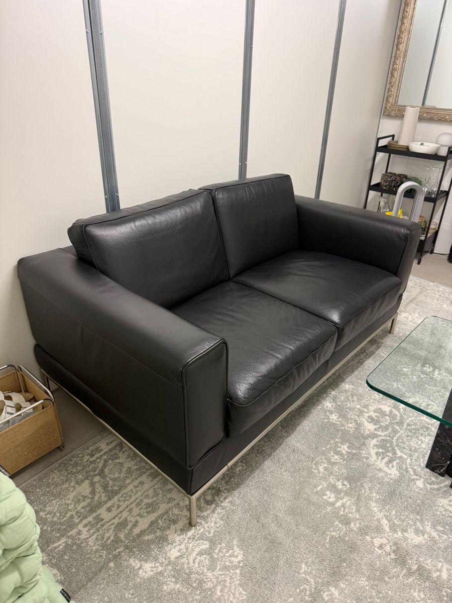 Sofas: Schwarzes Ledersofa – Gebraucht aus Pfaffhausen von marlymota 1