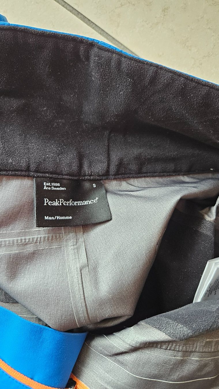 Peak Performance Pantaloni: Gore Tex Hose Peak Performance S (M) – Difettoso da Cormondrèche venduto da ohawa 3