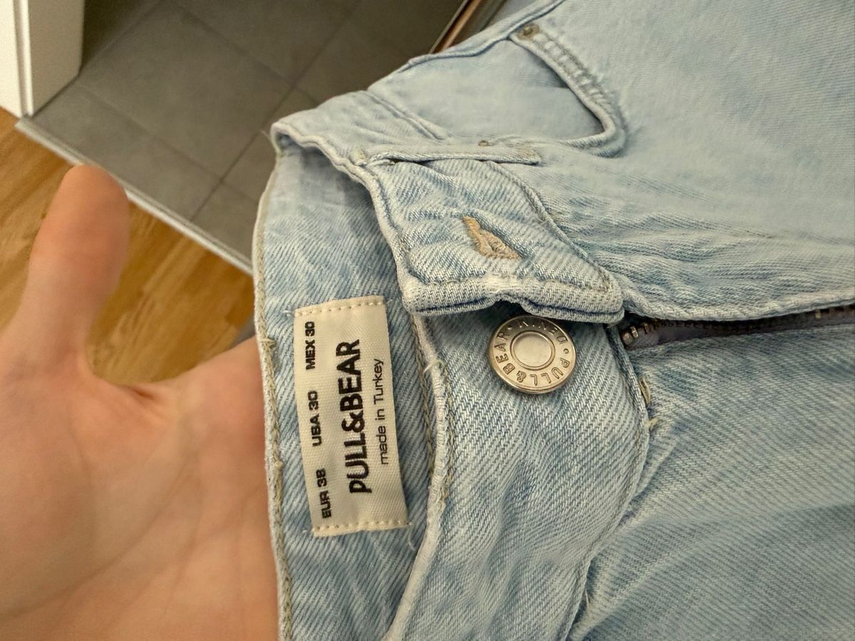 Pull&Bear Jeans: Pull&Bear Jeans, hellblau, Grösse 38, Top Zustand! – Nuovo (secondo la descrizione) da Dintikon venduto da 2ndhandcloset 1