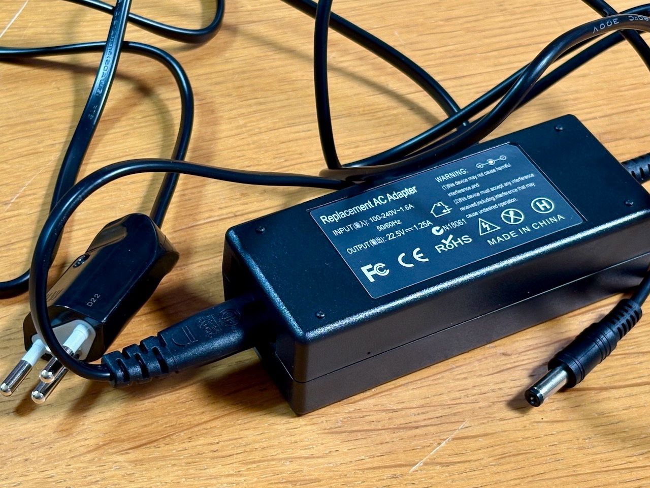 Unità & Adattatore: Adapter von 230 V AC auf 22.5 V DC – Nuovo (secondo la descrizione) da Rütihof venduto da Bashful 2