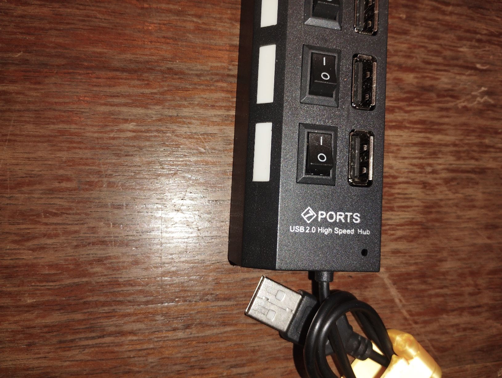 Hub & Switch: Usb 2.0 Hub 7 ports einzel schaltbar – Nuovo (secondo la descrizione) da Lyss venduto da fuselbay 1