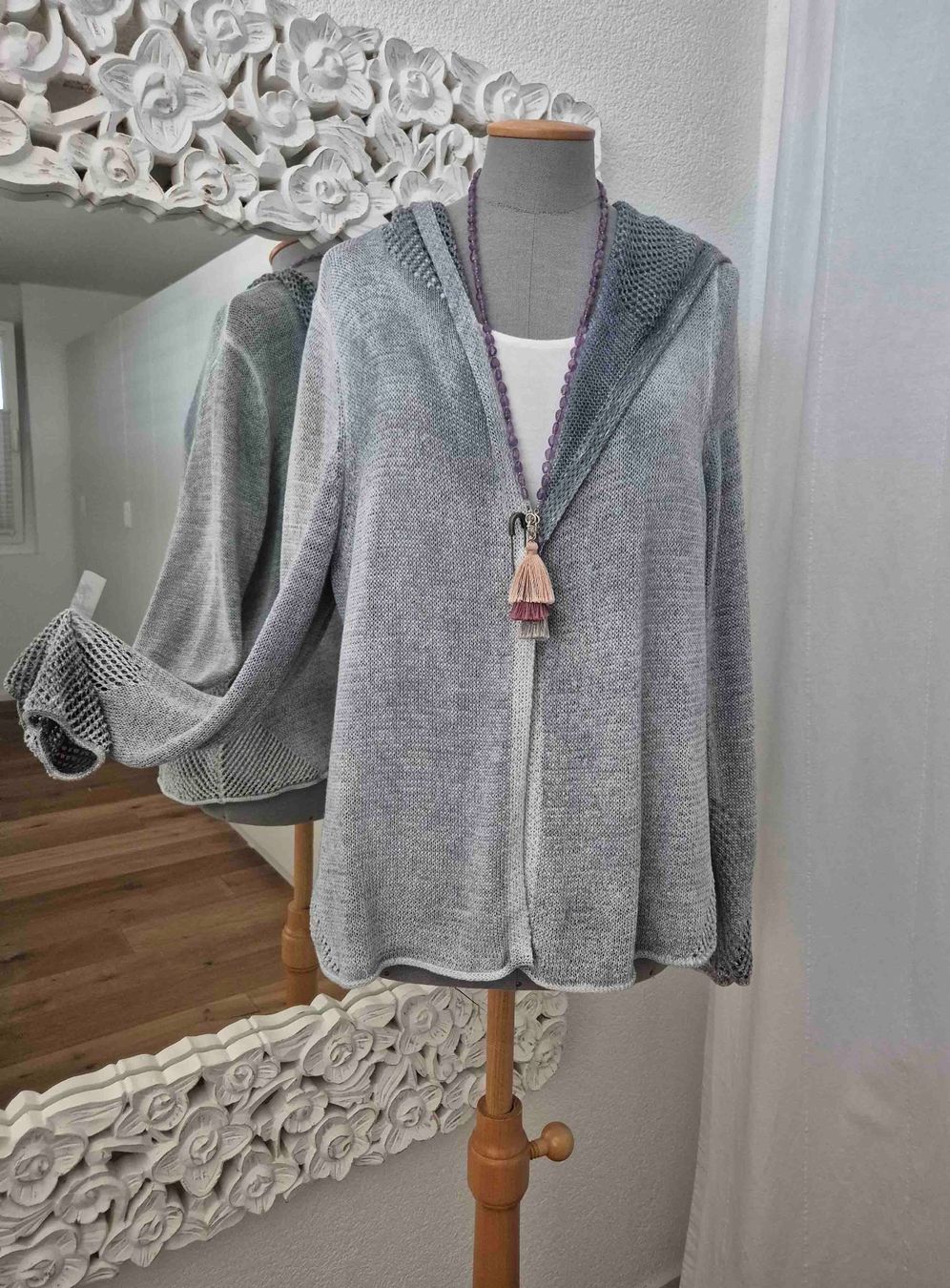 Nile Giacche: WUNDERSCHÖNE STRICKJACKE von NILE & KAPUZE Gr.L – Nuovo (secondo la descrizione) da Algetshausen venduto da Engel-99