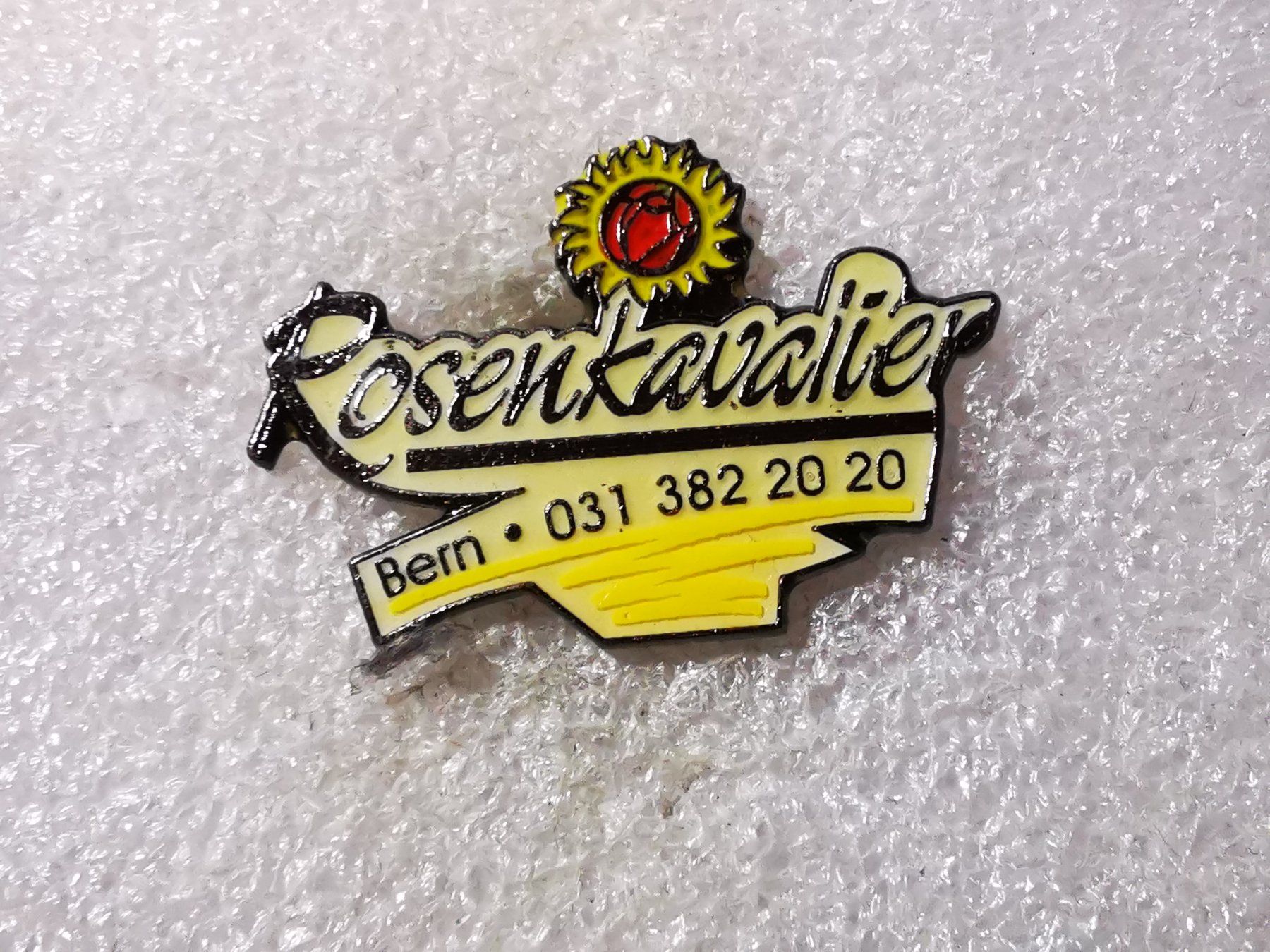 Placchette & Badge: Ansteckpin 56: Rosenkavalier – Usato da Oppligen venduto da Pin-Fall-Shop