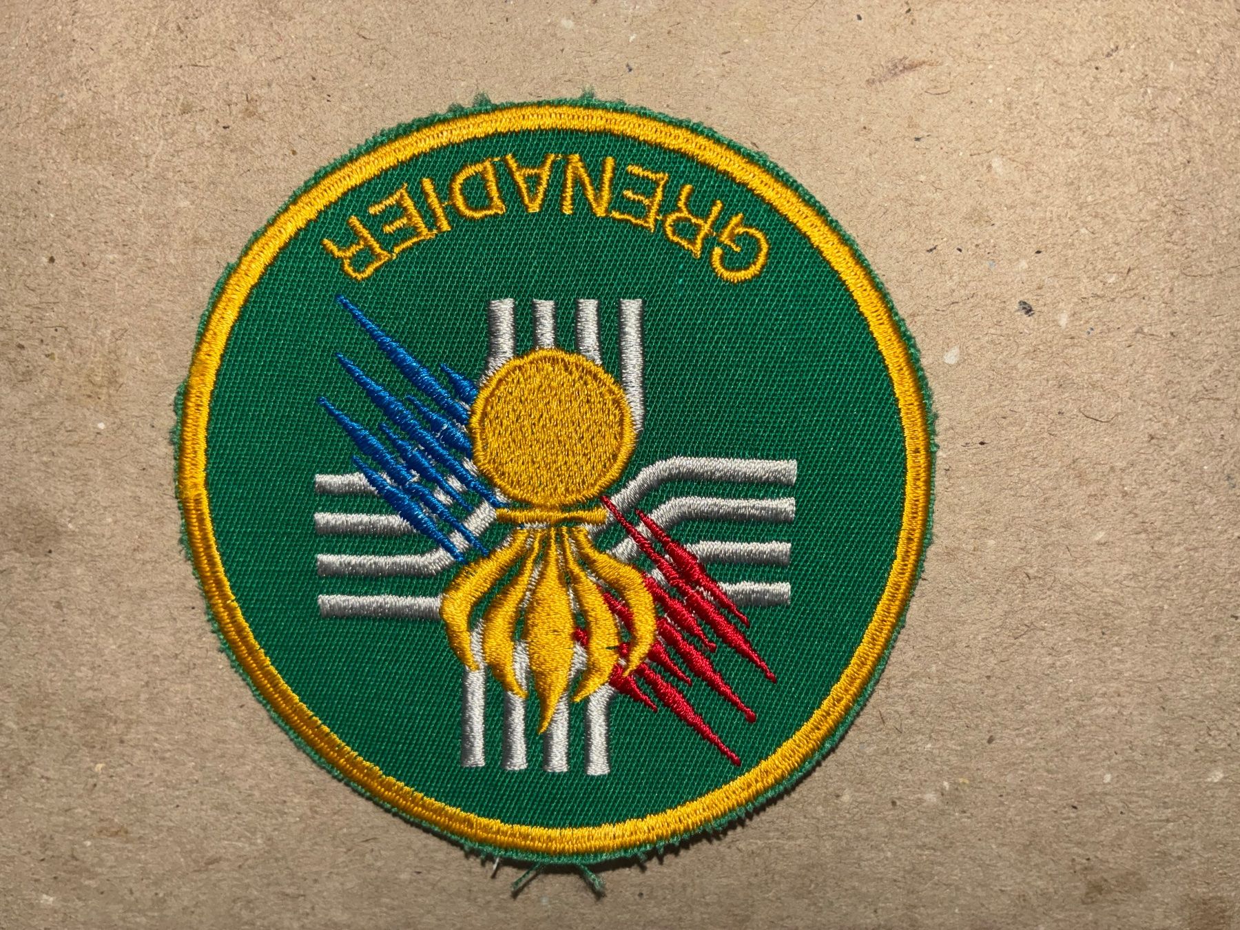 Armée suisse Insignes: Isone  Grenadier – D'occasion à Oberiberg par reimet