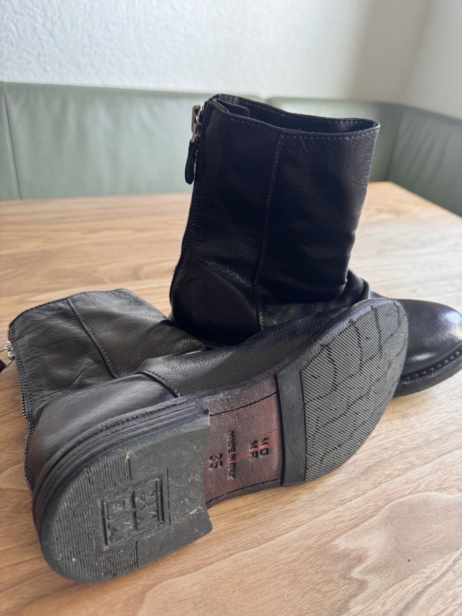 Moma Damenschuhe: MOMA Boots Leder Gr. 35 – Gebraucht aus Rüti ZH von make 4