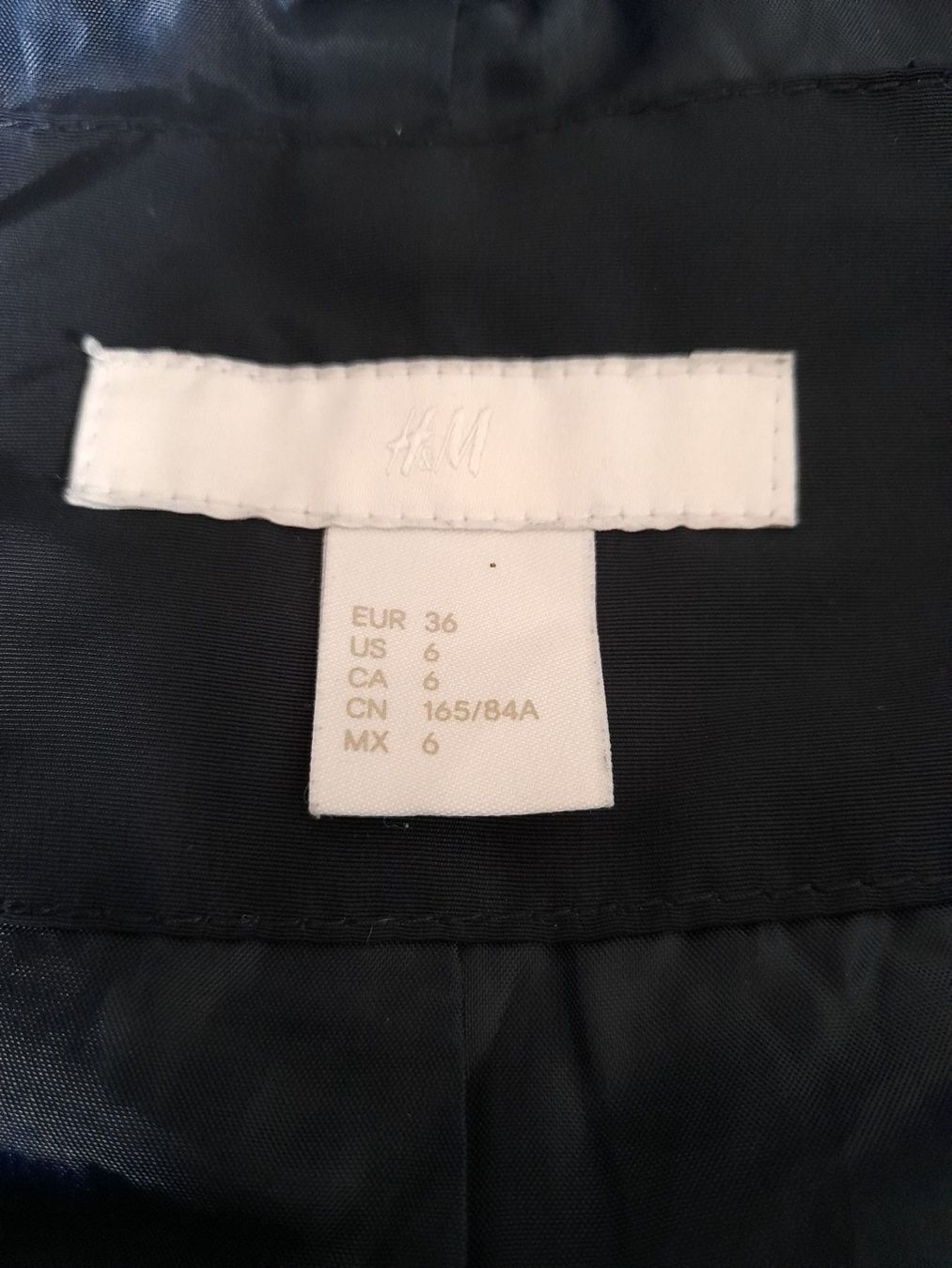 H&M Jacken: Dunkelblaue Winterjacke Gr. 36 – Gebraucht aus Weinfelden von Da-ryn01 3
