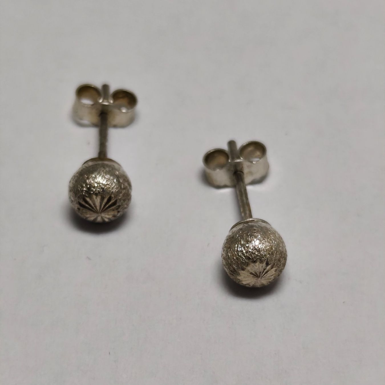 Ohrringe & -stecker: Vintage Silver silber Stud Earrings Boucles d'Oreilles #A4 – Gebraucht aus Châtelaine von Tropic.Watch2 4