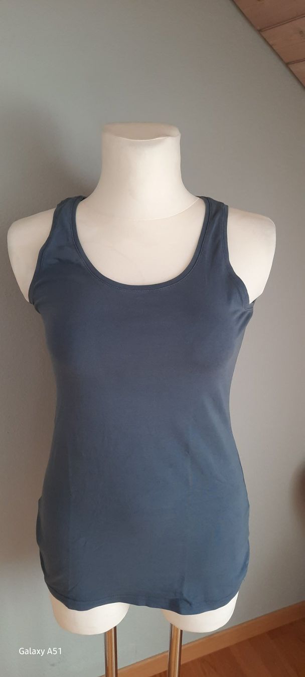 Top: ***STREET ONE*** Top blau Gr 44 – Usato da Wädenswil venduto da H2H_Secondhandshop 1
