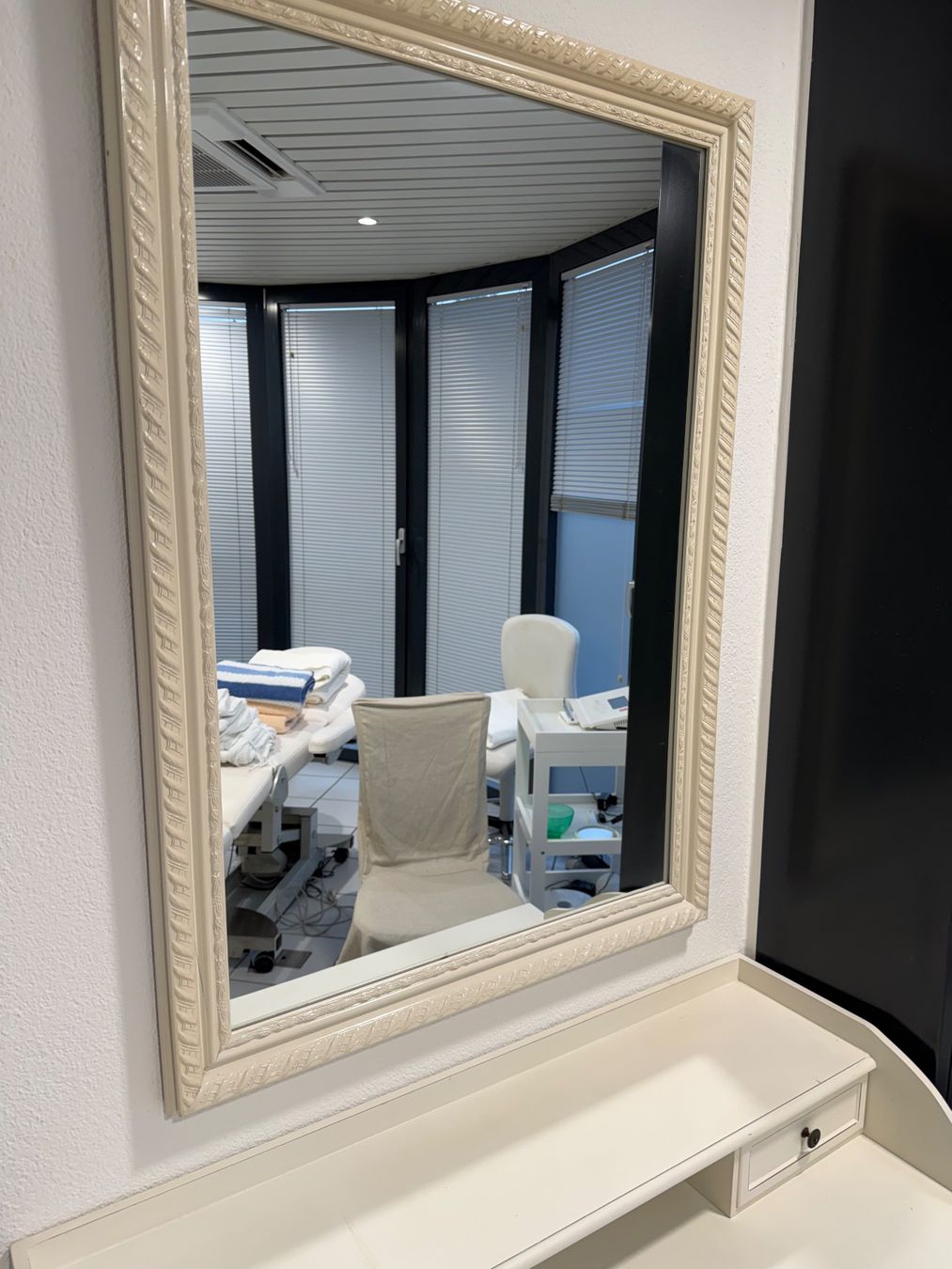 Tavoli da trucco: Schminktisch mit Spiegel – Usato da Merenschwand venduto da kmo_8hbs 3