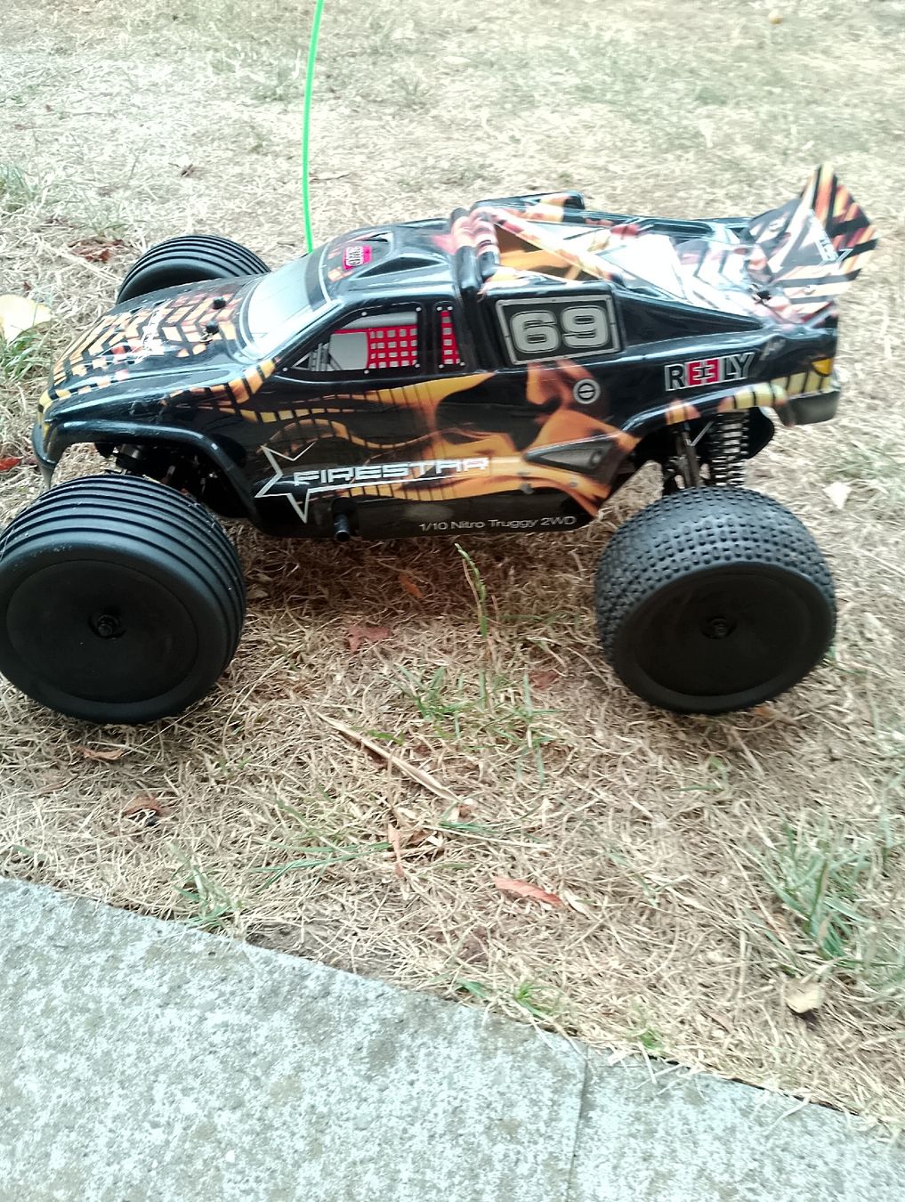 Reely Modellismo RC: Reely Firestar 2 WD Nitro – Difettoso da Holziken venduto da Chevy78 1