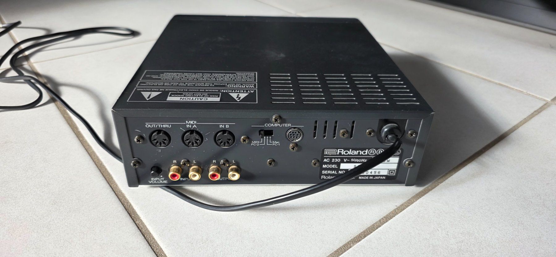 Roland Strumenti musicali: Roland SC-88 Sound Canvas – Usato da Embrach venduto da Kasperpa 1