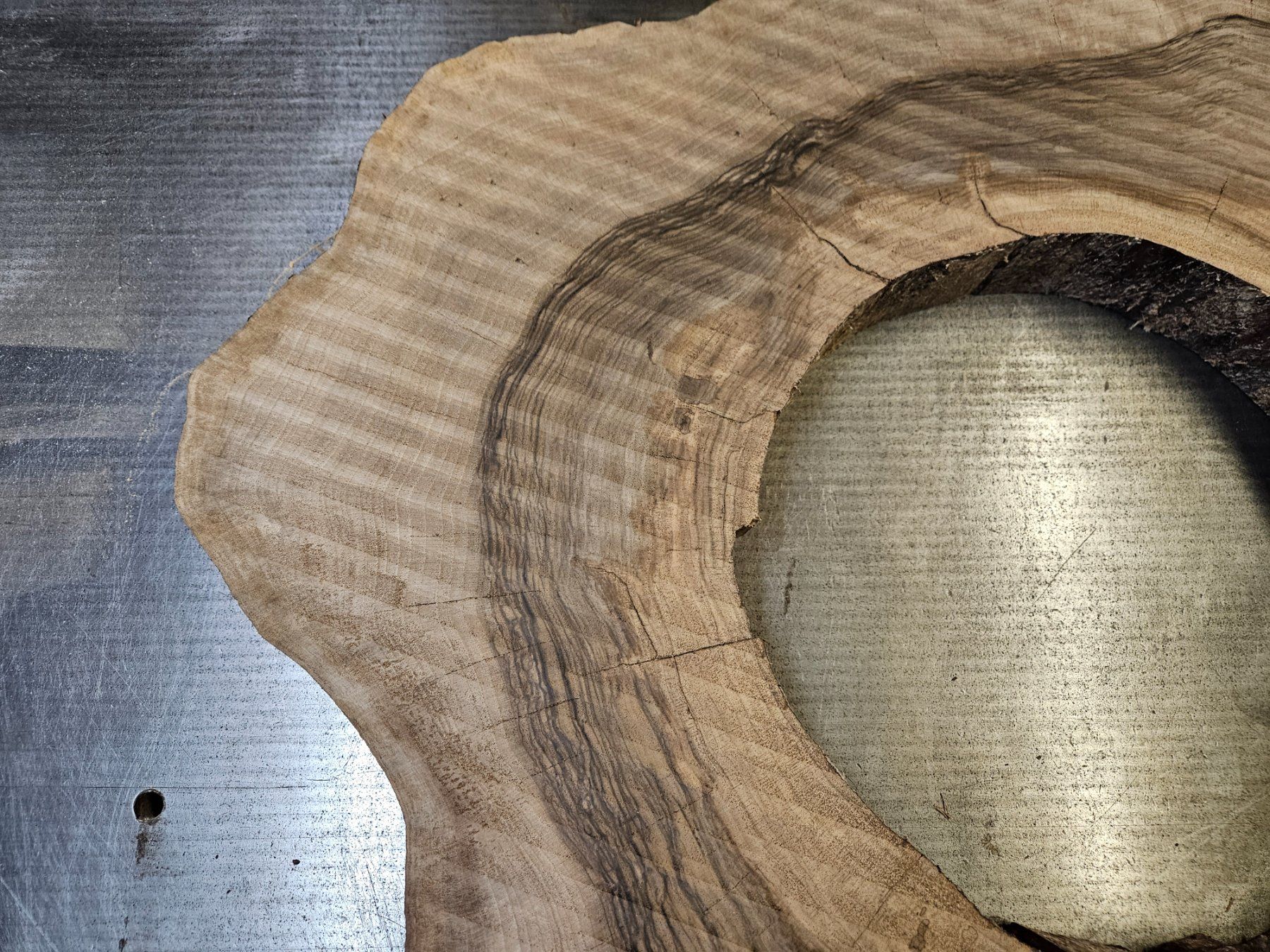 Articoli in legno: Nussbaum Holz Baumscheibe – Nuovo (secondo la descrizione) da Schangnau venduto da egli6.2 2