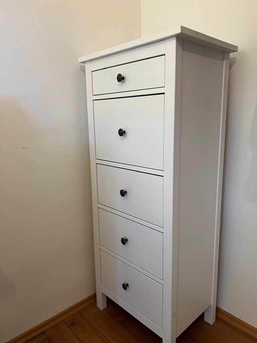 Armoires: Hoher Ikea Schrank  – D'occasion à Thierachern par JC_03 1