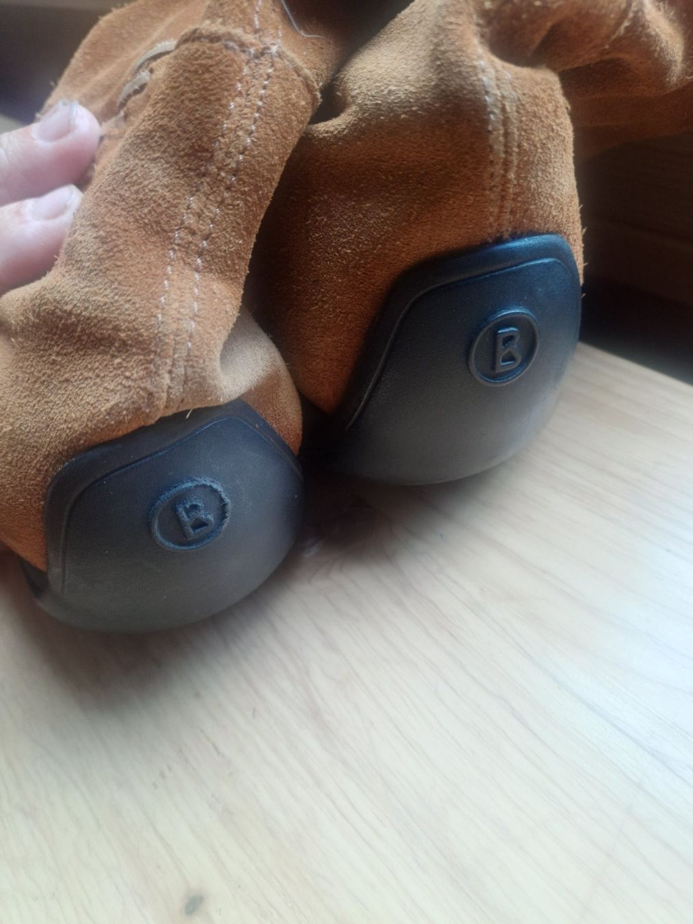 Bogner Damenschuhe: Bogner Wildleder Stiefel Gr.40 – Gebraucht aus Emdthal von kasira 2
