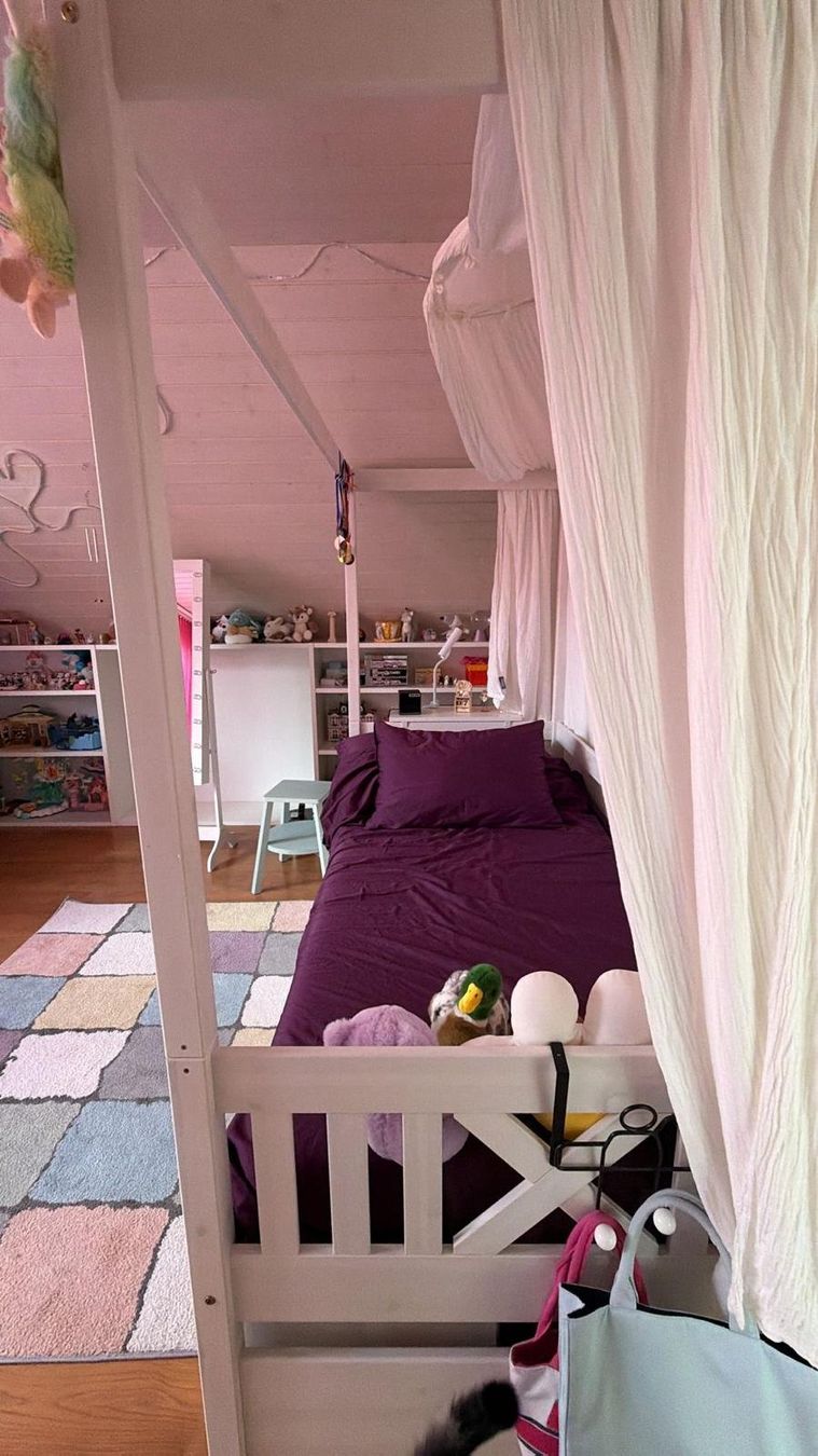 Lits: Prinzessinnen Bett – D'occasion à Hirzel par MartinBue 1