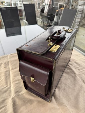 Pilotenkoffer, Leder, gebraucht