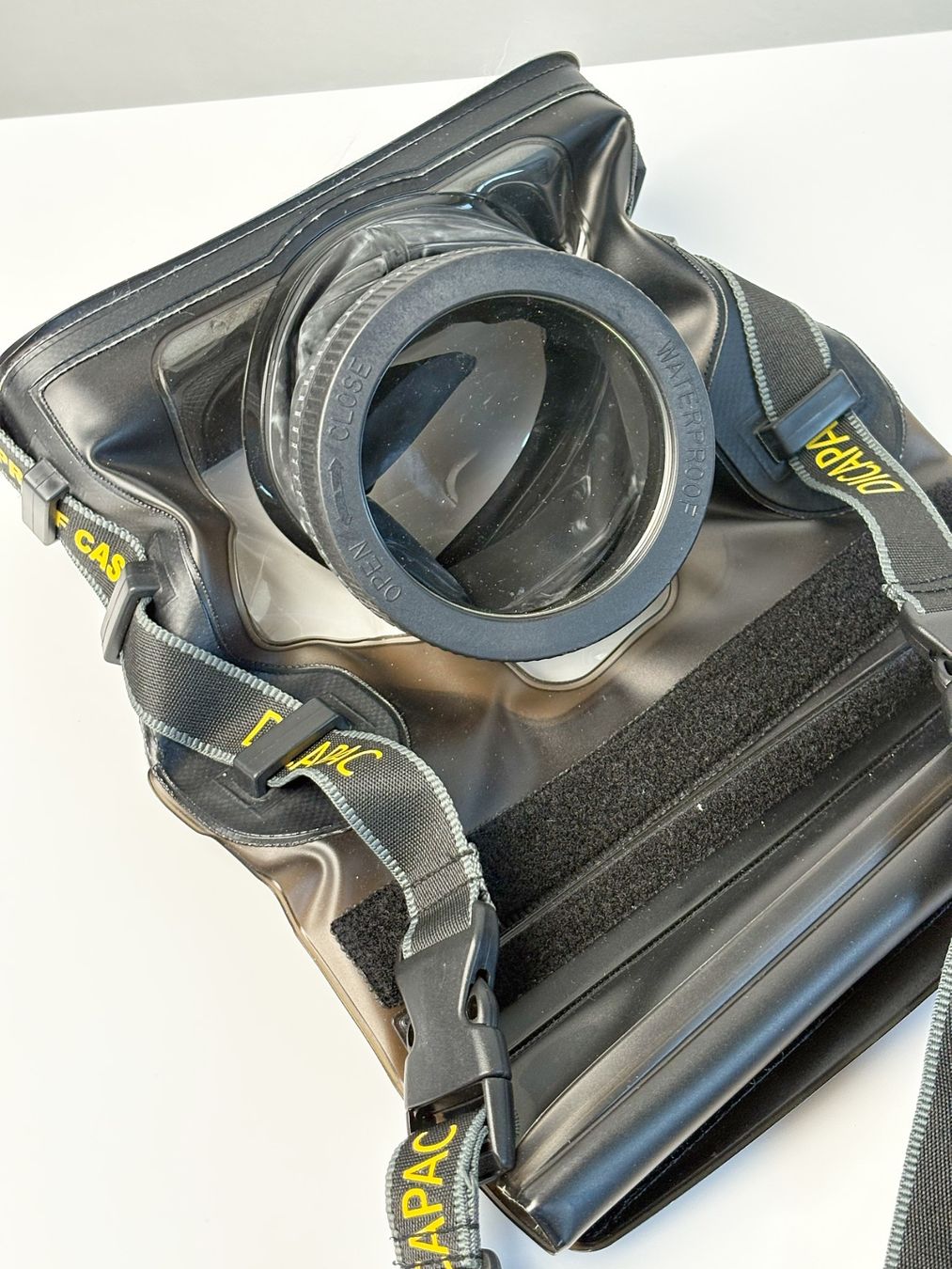 Lampen & Fotografie: DiCaPac WP-S10 100% Waterproof SLR Case neu – Gebraucht aus Liebefeld von Orvin2534 2