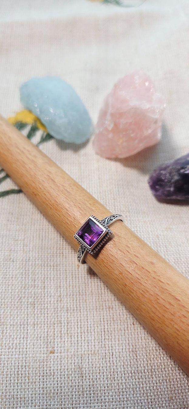 Anelli: NEW - S925 Amethyst Ring (Adjustable) – Nuovo (secondo la descrizione) da Zürich venduto da cin_wcf6 1