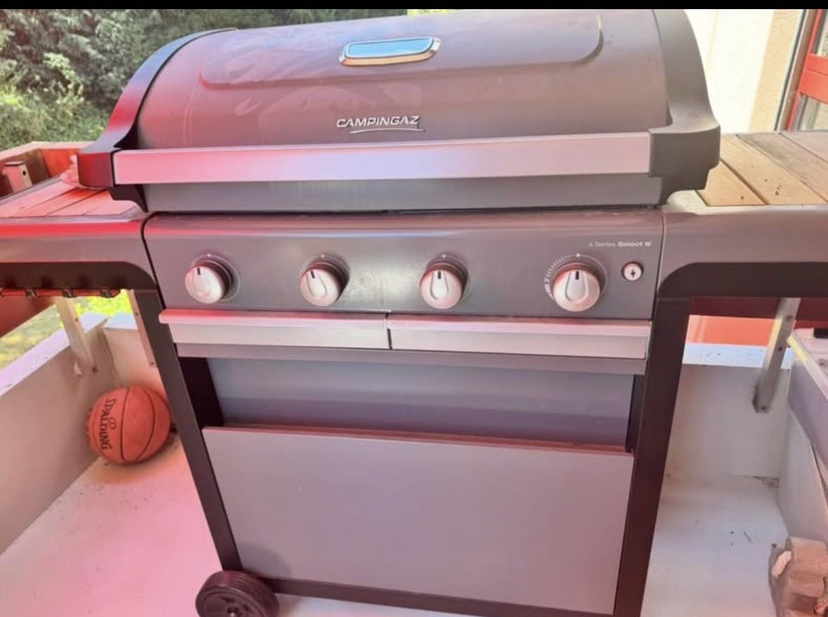 Griglie: Grill Gas  – Usato da Muttenz venduto da sil_m7wp