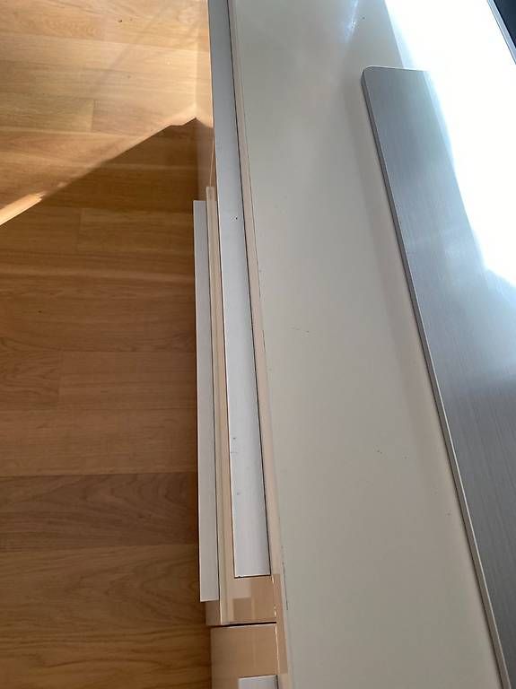 TV Möbel: TV-Möbel / Sideboard / Kommode – Gebraucht aus Allschwil von joe_rm5k 2