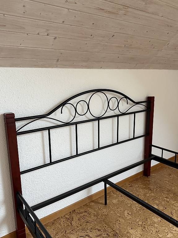Letti: Bettgestell 140cm x 200cm – Usato da Bleienbach venduto da Chi_Cari 2