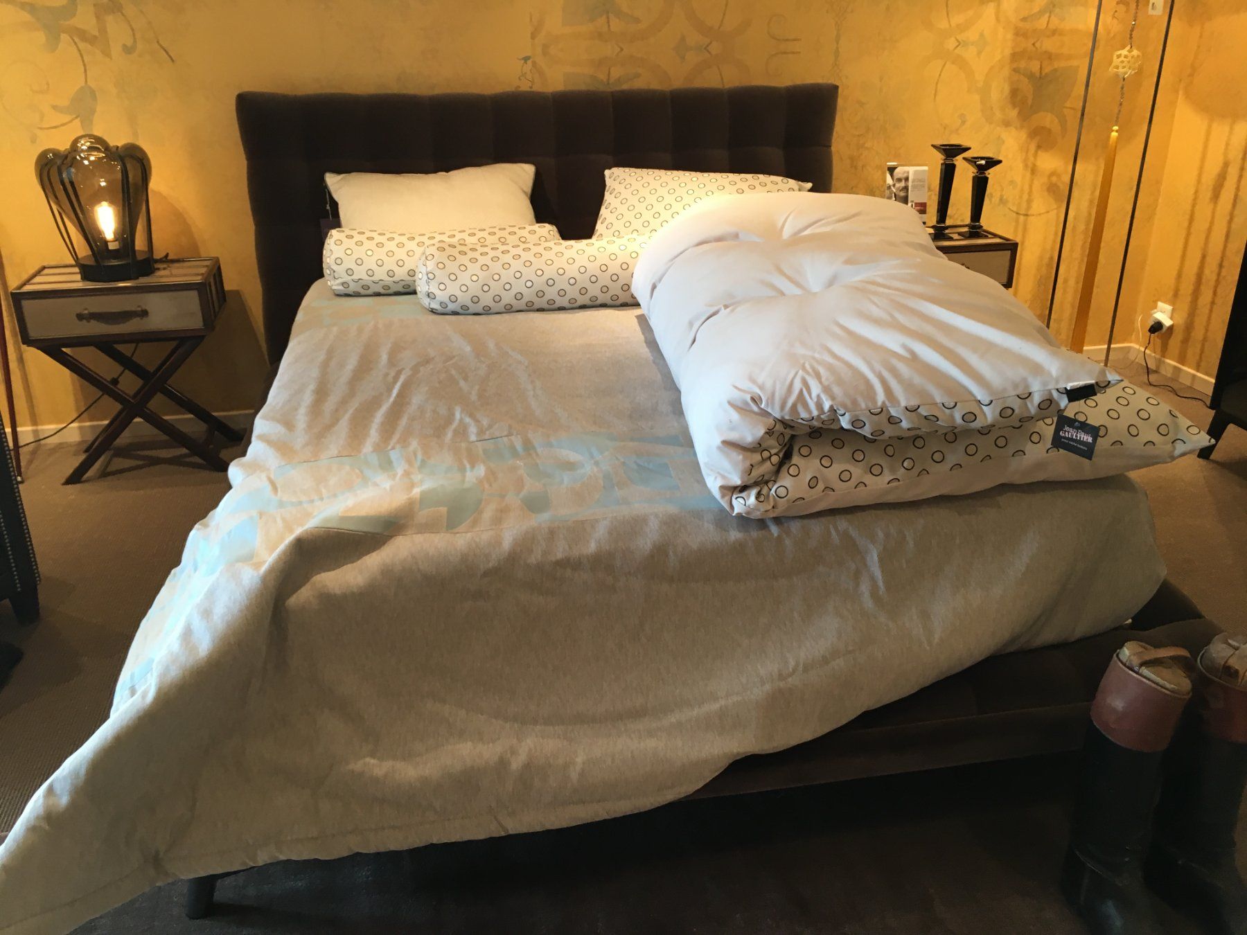 Roche Bobois Cuscini: Parure de lit Jean Paul Gaultier – Usato da Ettingen venduto da mur_2nhn