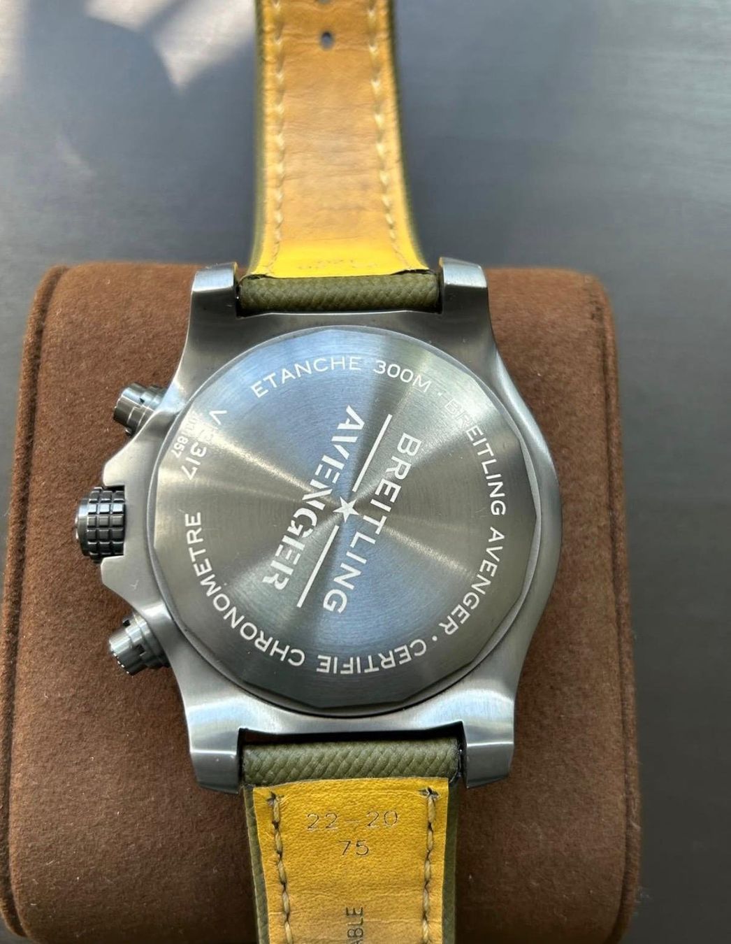 Breitling Orologi: Breitling Avenger Chronograph – Usato da Zollikofen venduto da hor_x9zy 1
