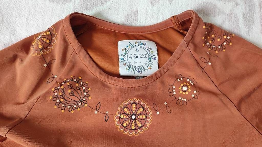 Camicette: Exclusive handgemachte Bluse - Marke Siptár - Grösse S – Usato da Sempach Station venduto da Szizi 4