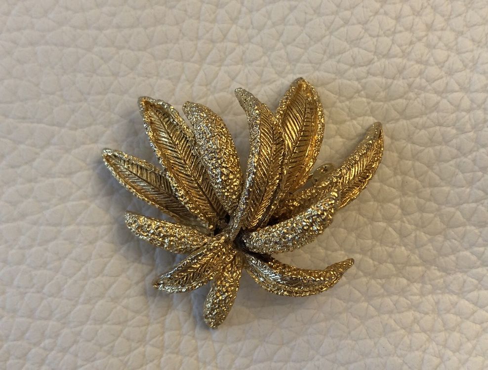 Broche Dorée Art Déco – Métal – Années 1920 – Vintage