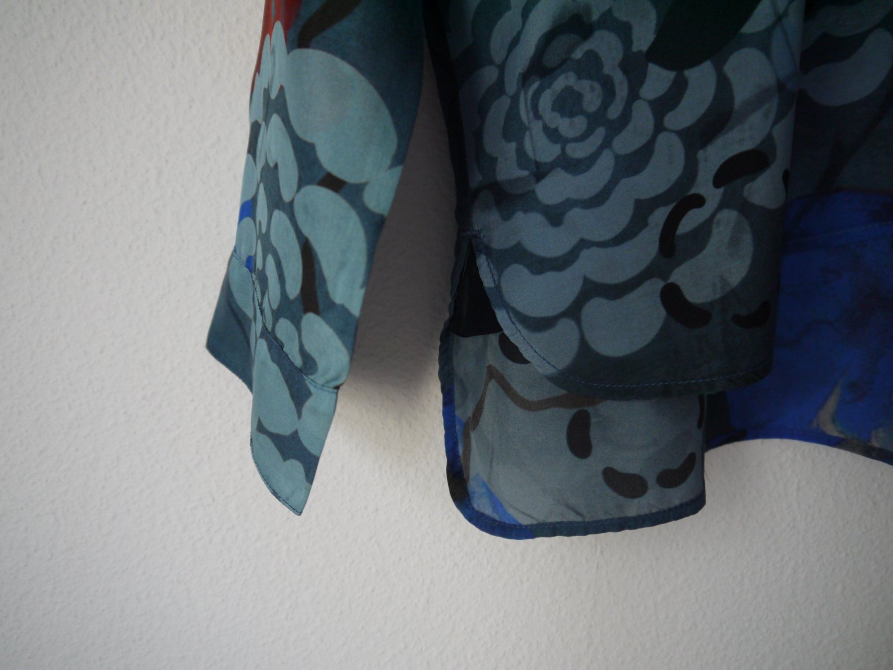 High Camicette: HIGH use Bluse aus Seide – Usato da Hagendorn venduto da Blaf 3