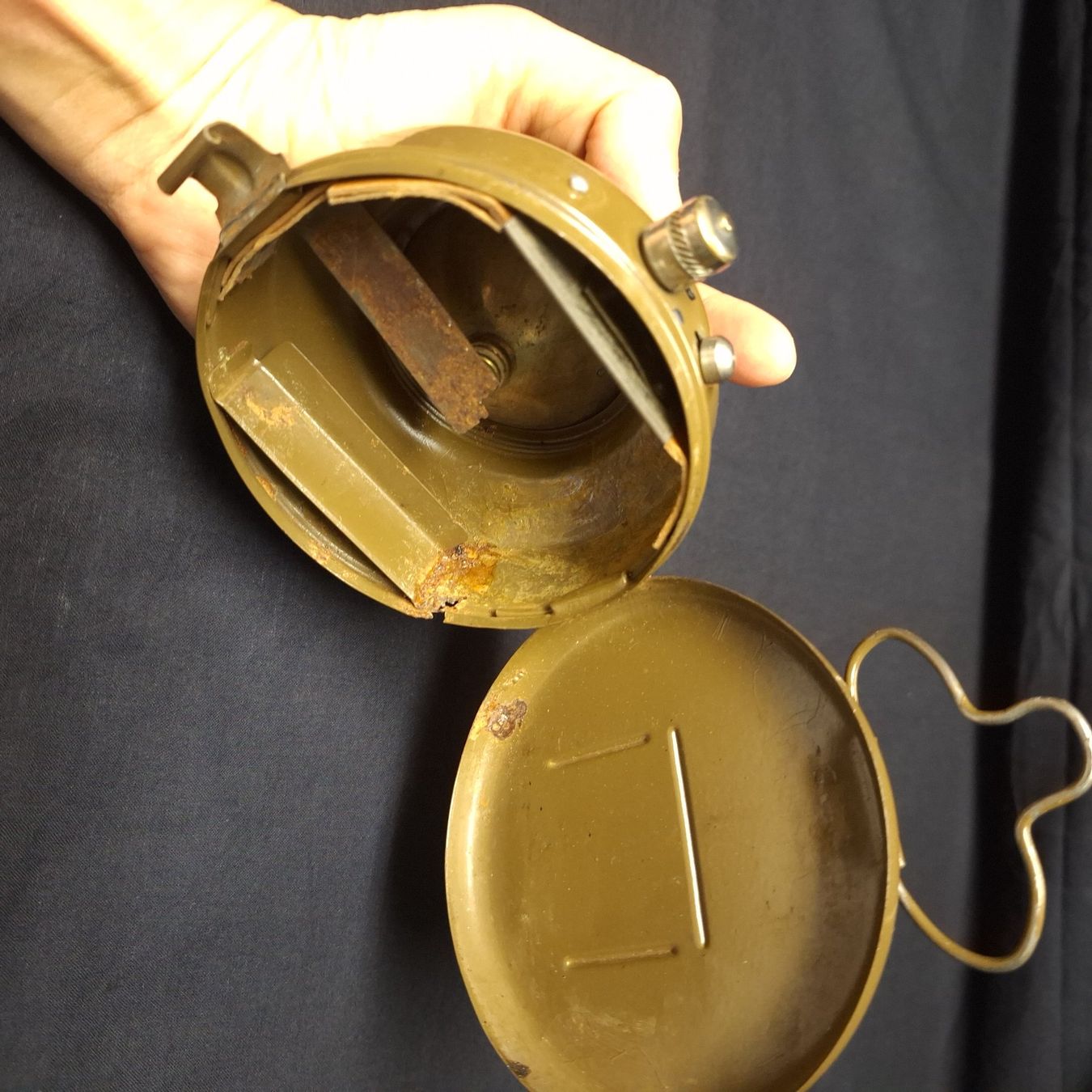 Lampen: Versand möglich! Alte Taschenlampe Petrix 647 – Gebraucht aus Winterthur von Goldpipau 5