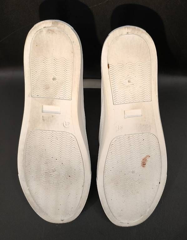 Scarpe da uomo: Weiße Sneaker athl Fit & Move - Größe 41  – Usato da Pully venduto da shulgin788 3