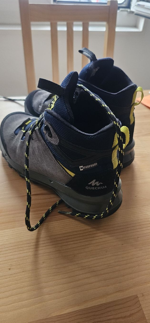 Scarpe per ragazzi: Quechua Wanderschuhe Kind Grösse 35 – Usato da Beckenried venduto da san_27bd 1