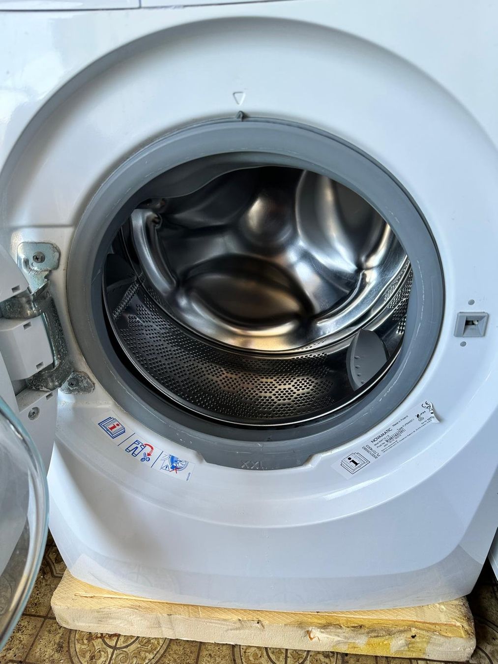 Novamatic Lavatrici: Waschmaschine NOVAMATIC – Usato da Spreitenbach venduto da Space_X 3