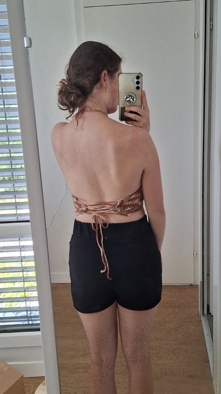 Top: Crochet crop top brown size S Handmade – Nuovo (secondo la descrizione) da Hausen am Albis venduto da ann_2kkx 2
